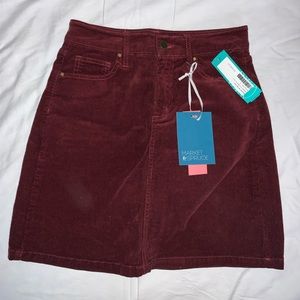 Market & Spruce Skirt
